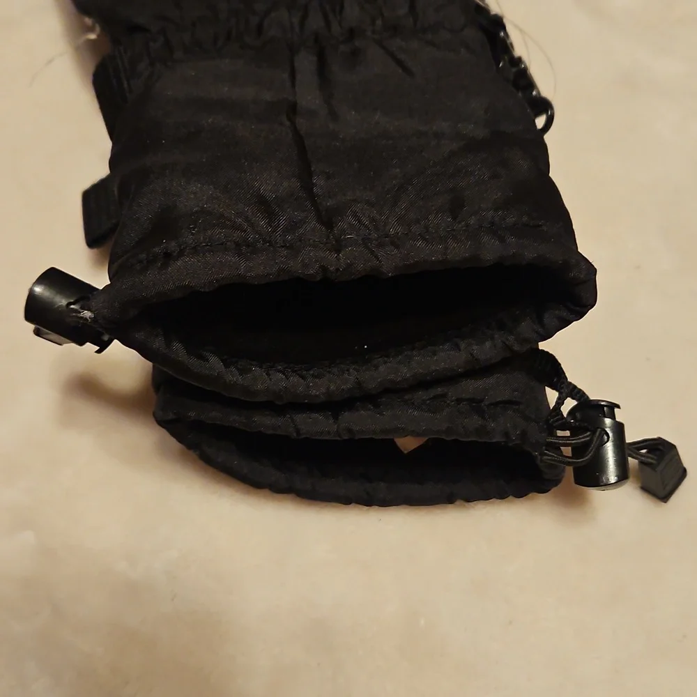 Thinsulate Girls Gloves and scarf